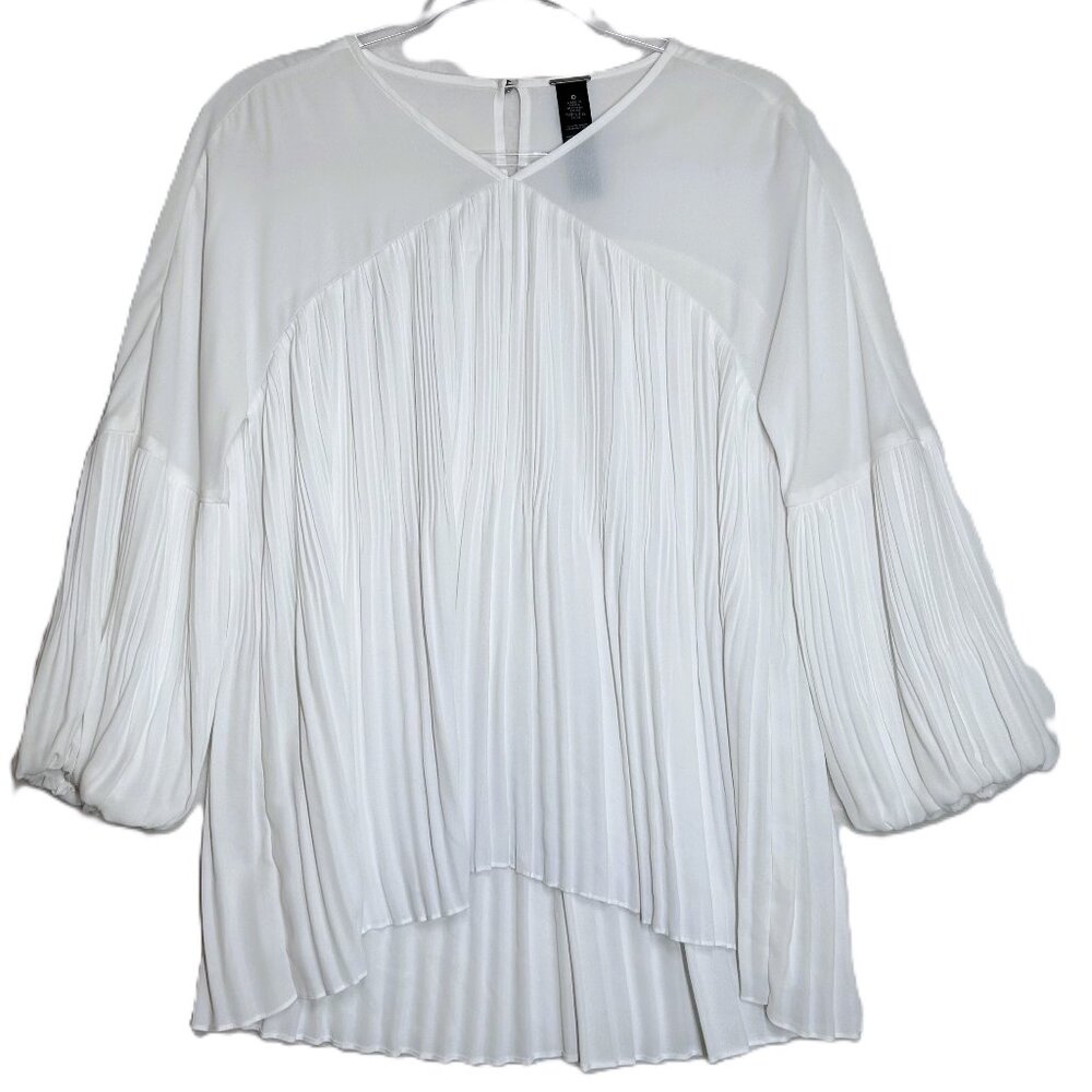 Chico’s Blouse Women's Size Small/4 Black Label Pleated White‎ Ivory Top